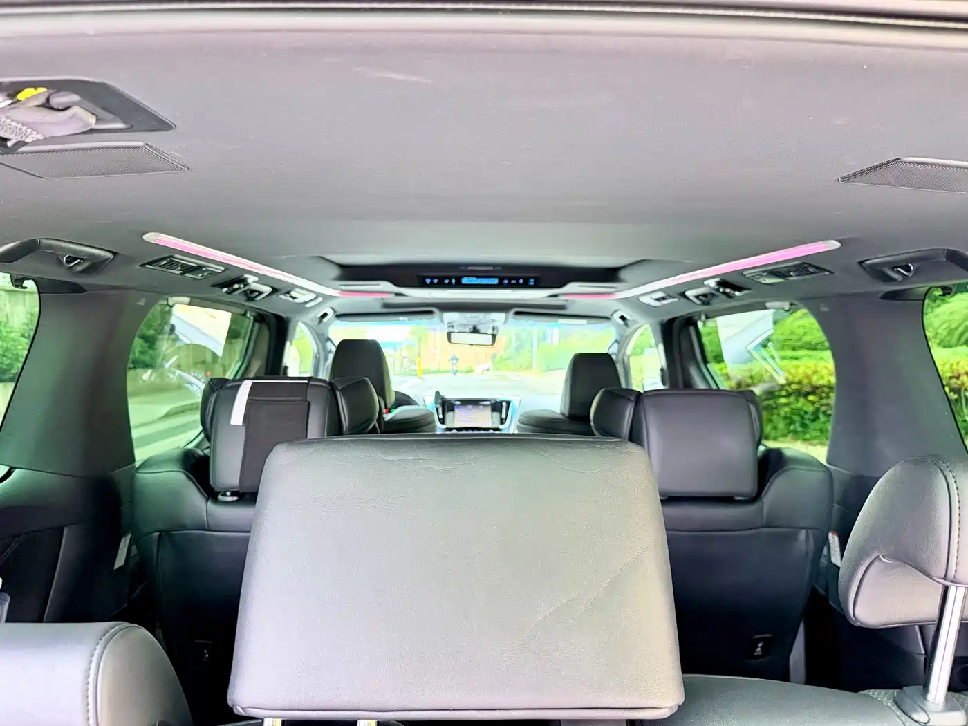 Toyota Alphard 2019 Hybrid 2.5L Premium Edition фото 15