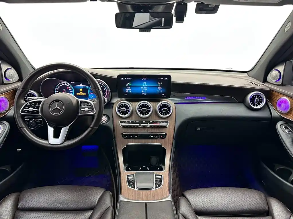 Mercedes-Benz GLC 2020 GLC 300 L 4MATIC Luxury фото 10
