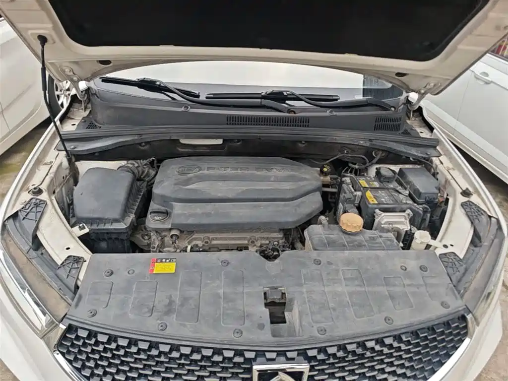 Baojun 360 2019 2019 1.5L CVT Elite (China VI)