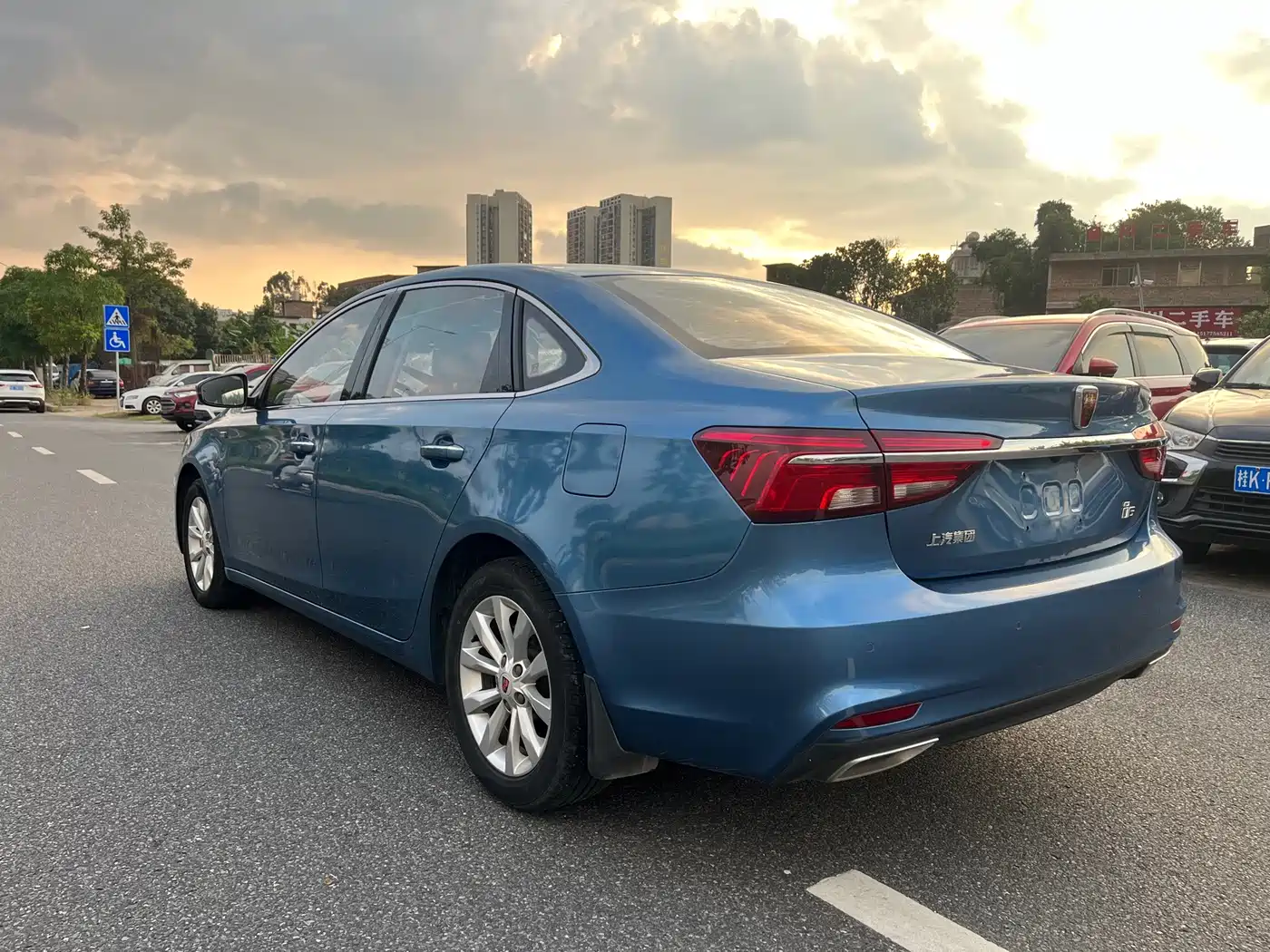Фото 4 - Roewe i6