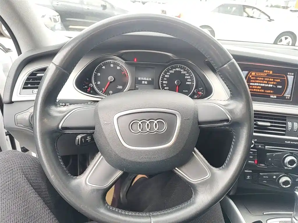 Audi A4L 2016 30 TFSI Collector's Edition Automatic Comfort фото 11