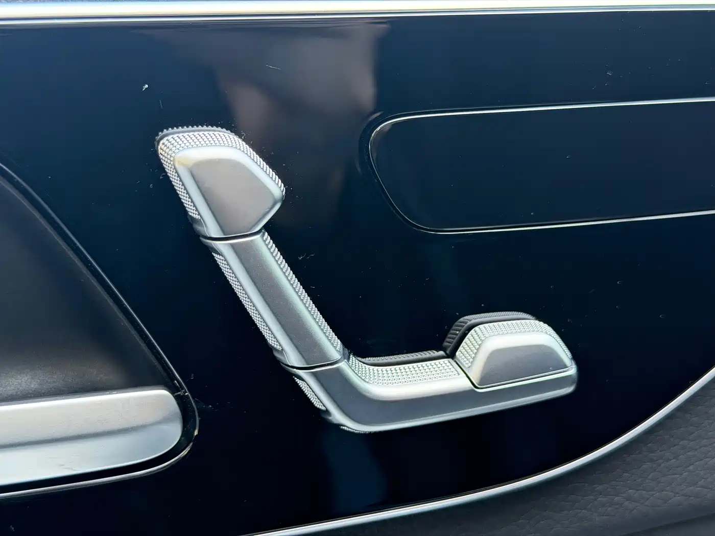 Mercedes-Benz C-Class 2023 Facelift II C 260 L Night Edition фото 5