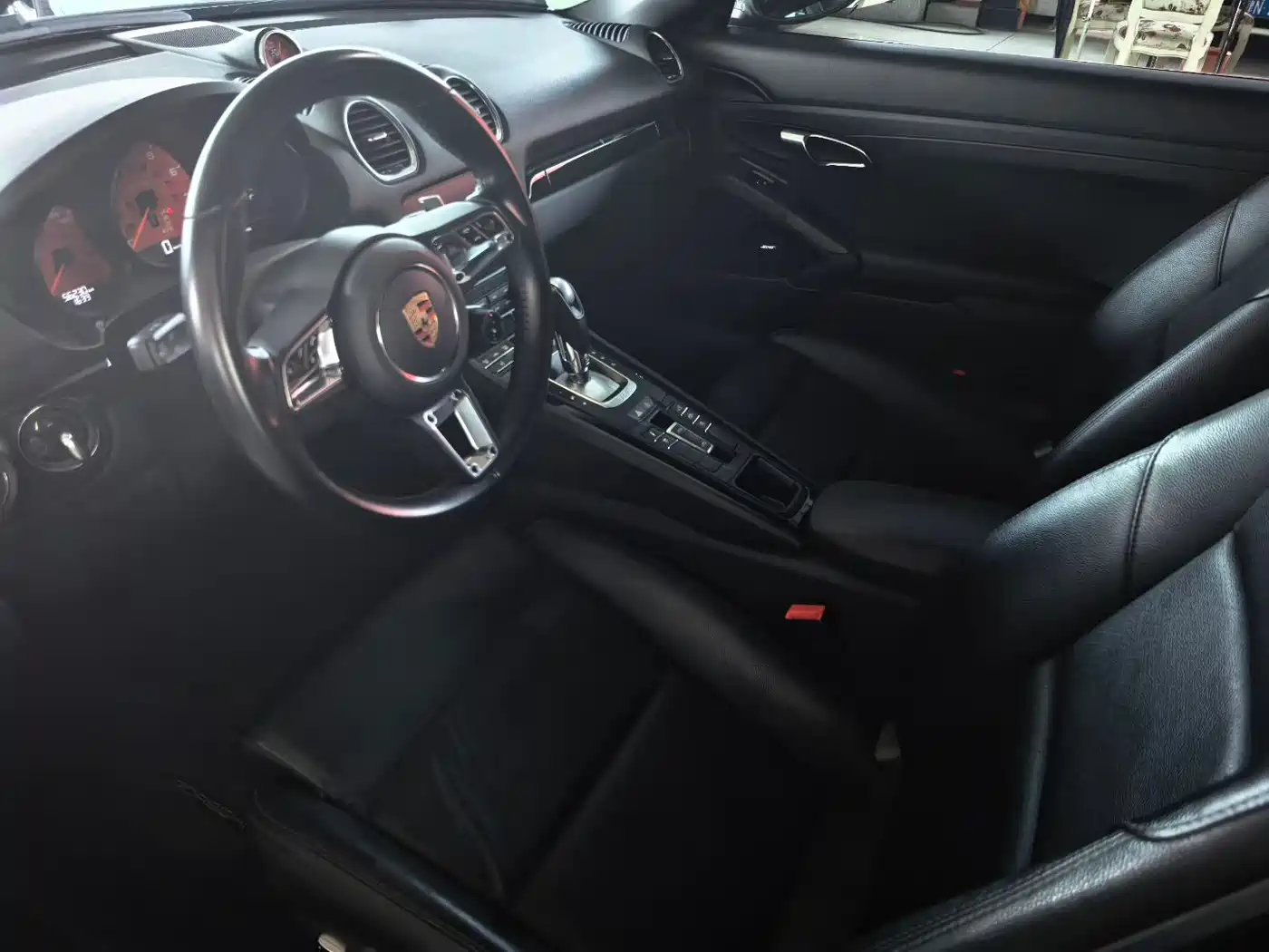 Porsche 718 2019 Boxster T 2.0T фото 6