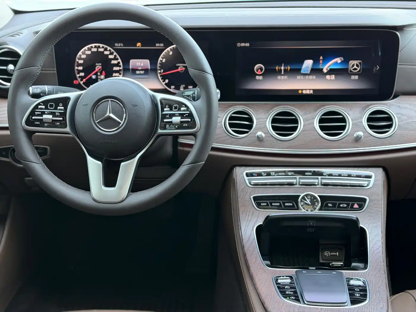 Mercedes-Benz E-Class 2020 E 300 L Luxury Model фото 11