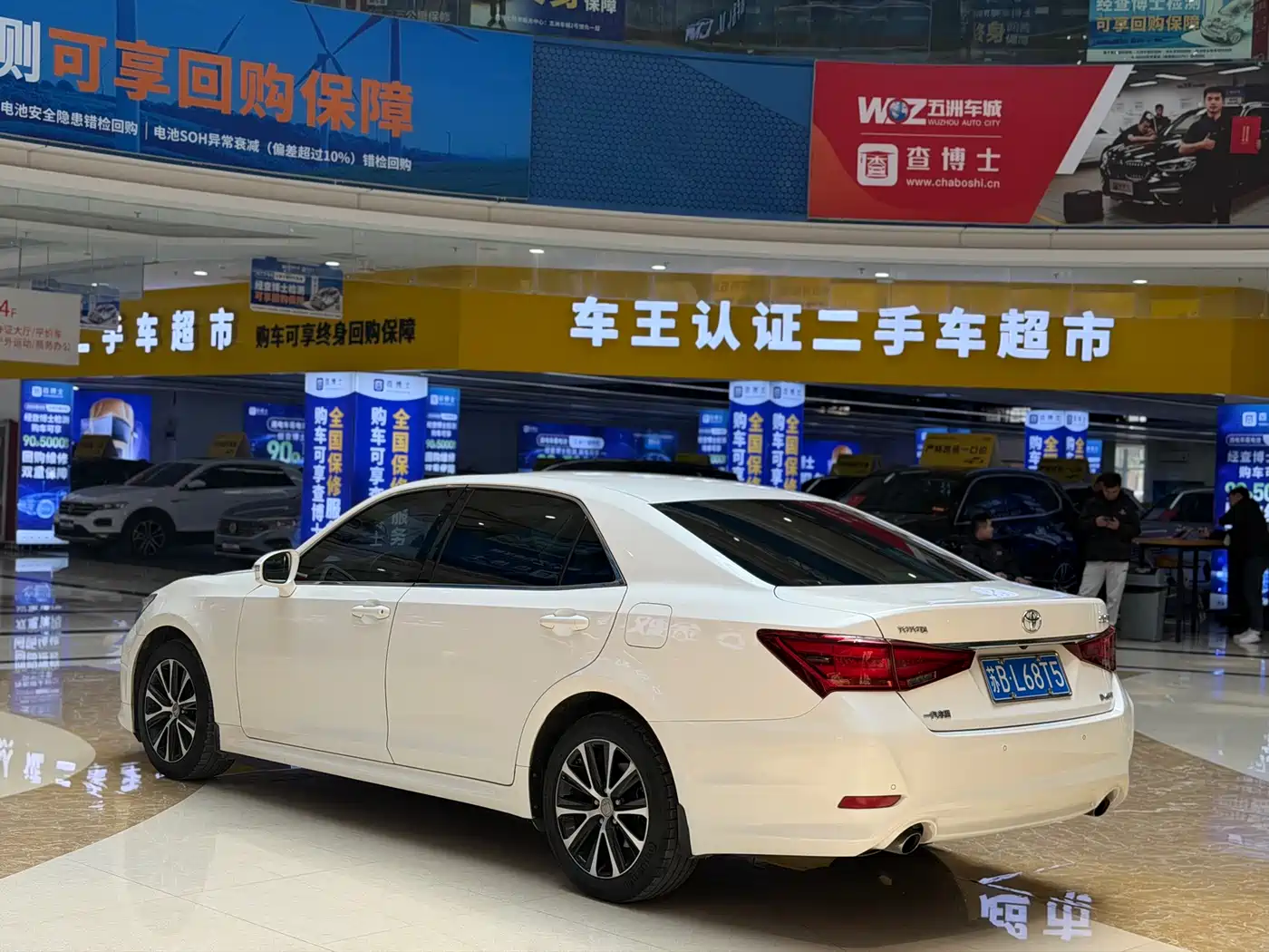Toyota Crown 2018 2.0T Fashion Edition фото 7