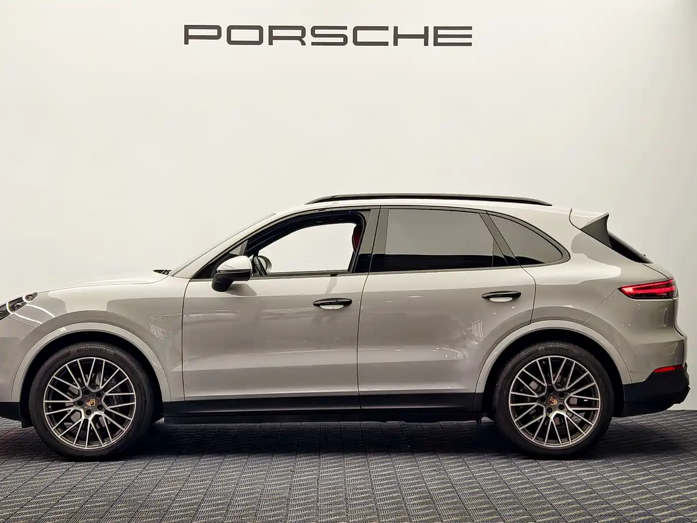 Porsche Cayenne фото 4