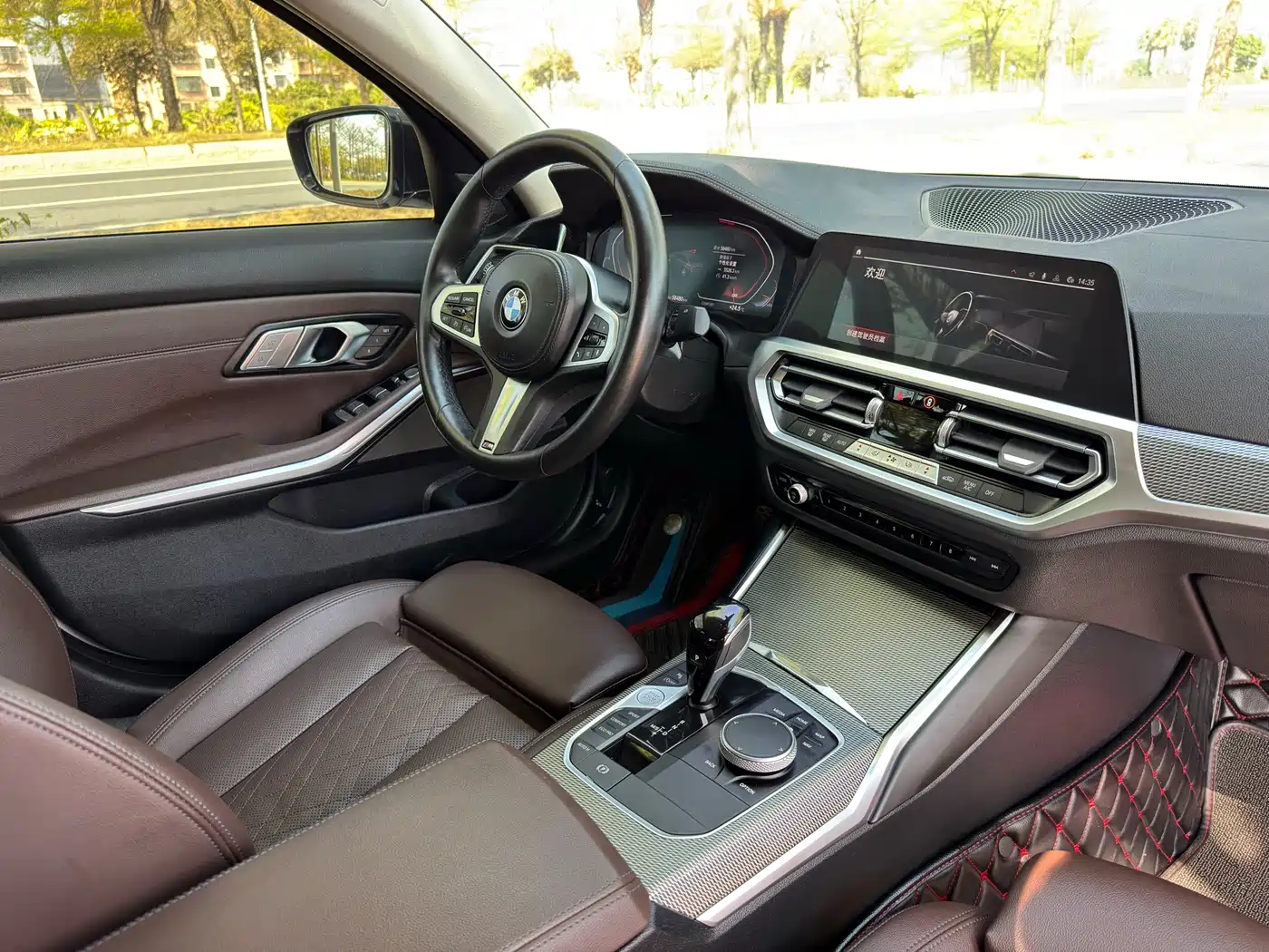 BMW 3 Series 2022 325Li M Sport Shadow Edition фото 11