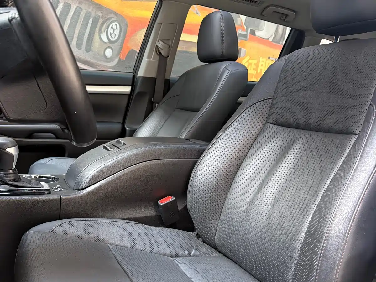 Toyota Highlander 2021 2.0T AWD Premium 7-Seater фото 7