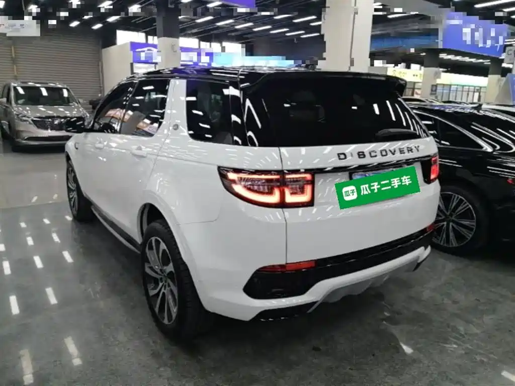 Land Rover Discovery Sport 2024 Performance Technology Edition фото 23