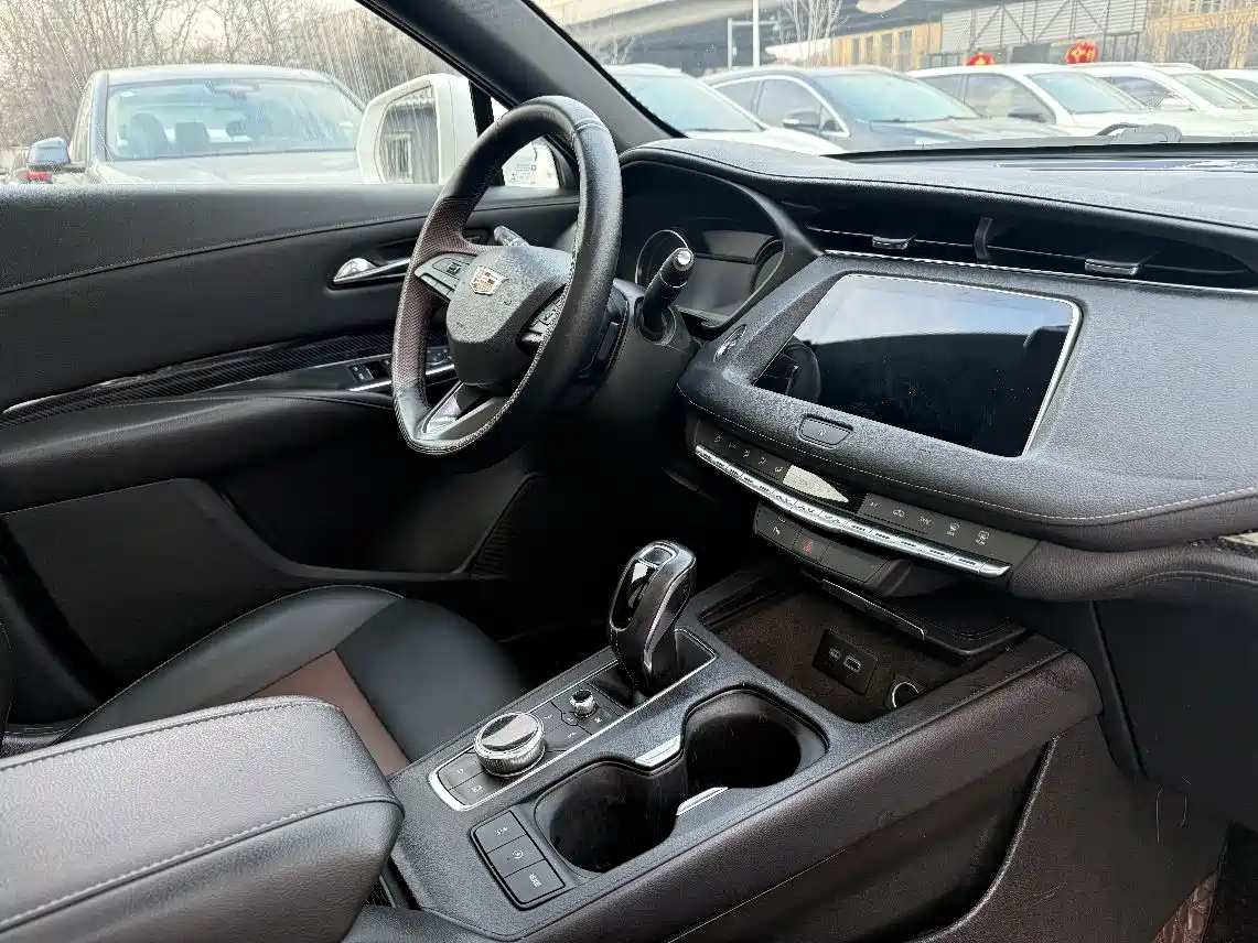 Cadillac XT4 2019 2018 Model 28T 2WD Technology