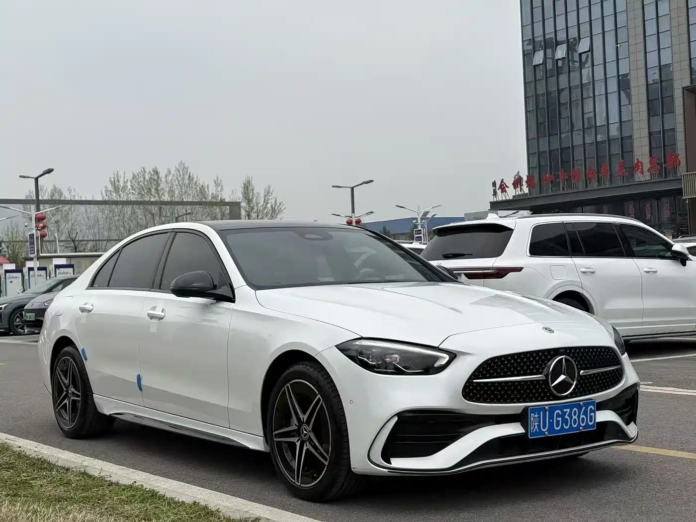 Mercedes-Benz C-Class 2023 C 260 L Night Edition Sport фото 3