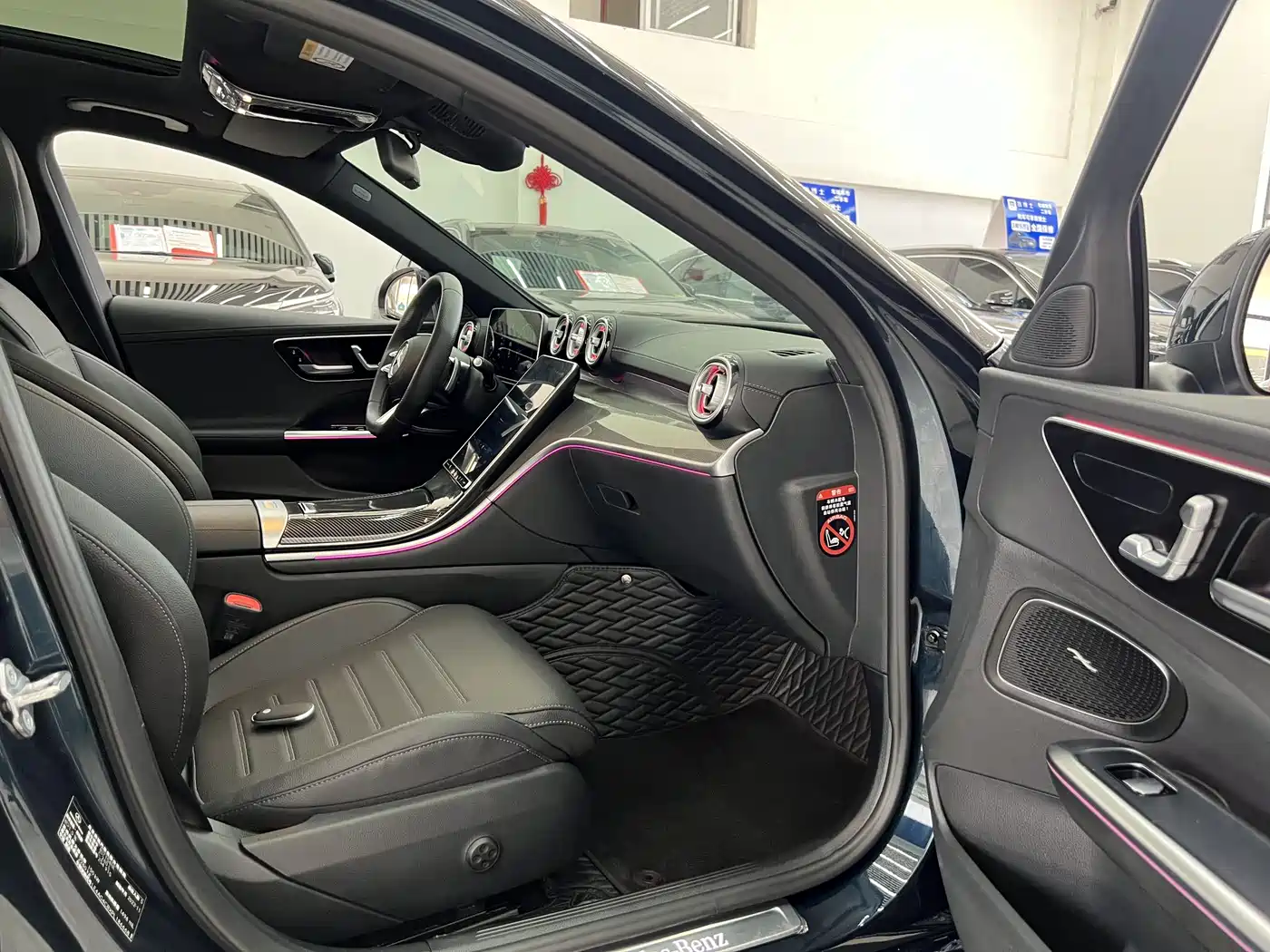 Mercedes-Benz C-Class 2023 C 260 L Sport фото 18
