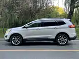 Фото 3 - Ford Edge