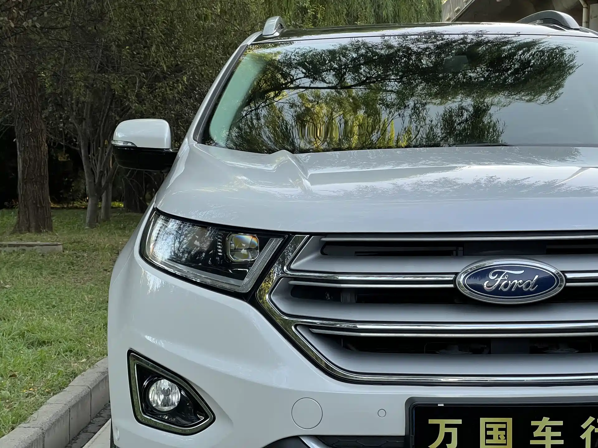 Фото 11 - Ford Edge