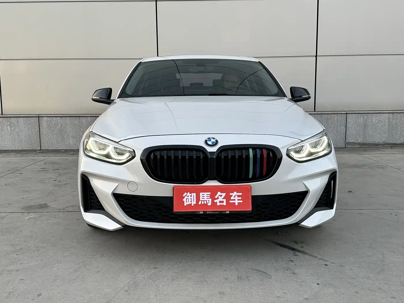 BMW 1 Series 2021 Facelift 120i M Sport Shadow Edition фото 3