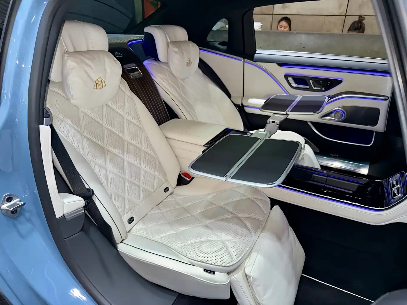 Mercedes-Benz Maybach S-Class 2022 S 680 4MATIC Craftsmanship Limited Launch Edition фото 19