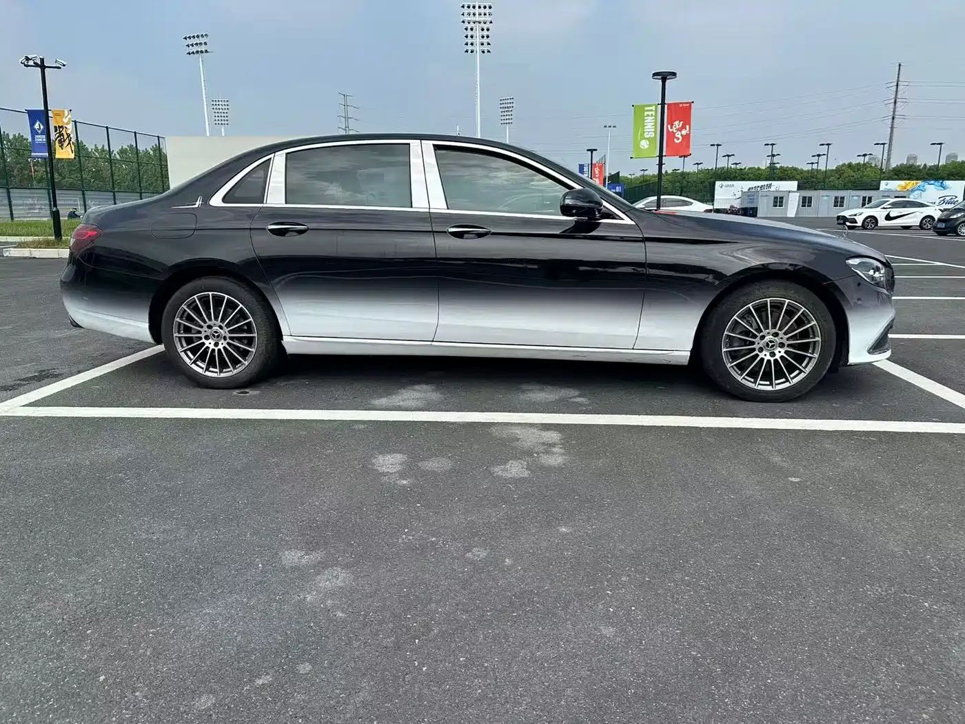 Mercedes-Benz E-Class 2022 Model Facelift II E 260 L фото 4