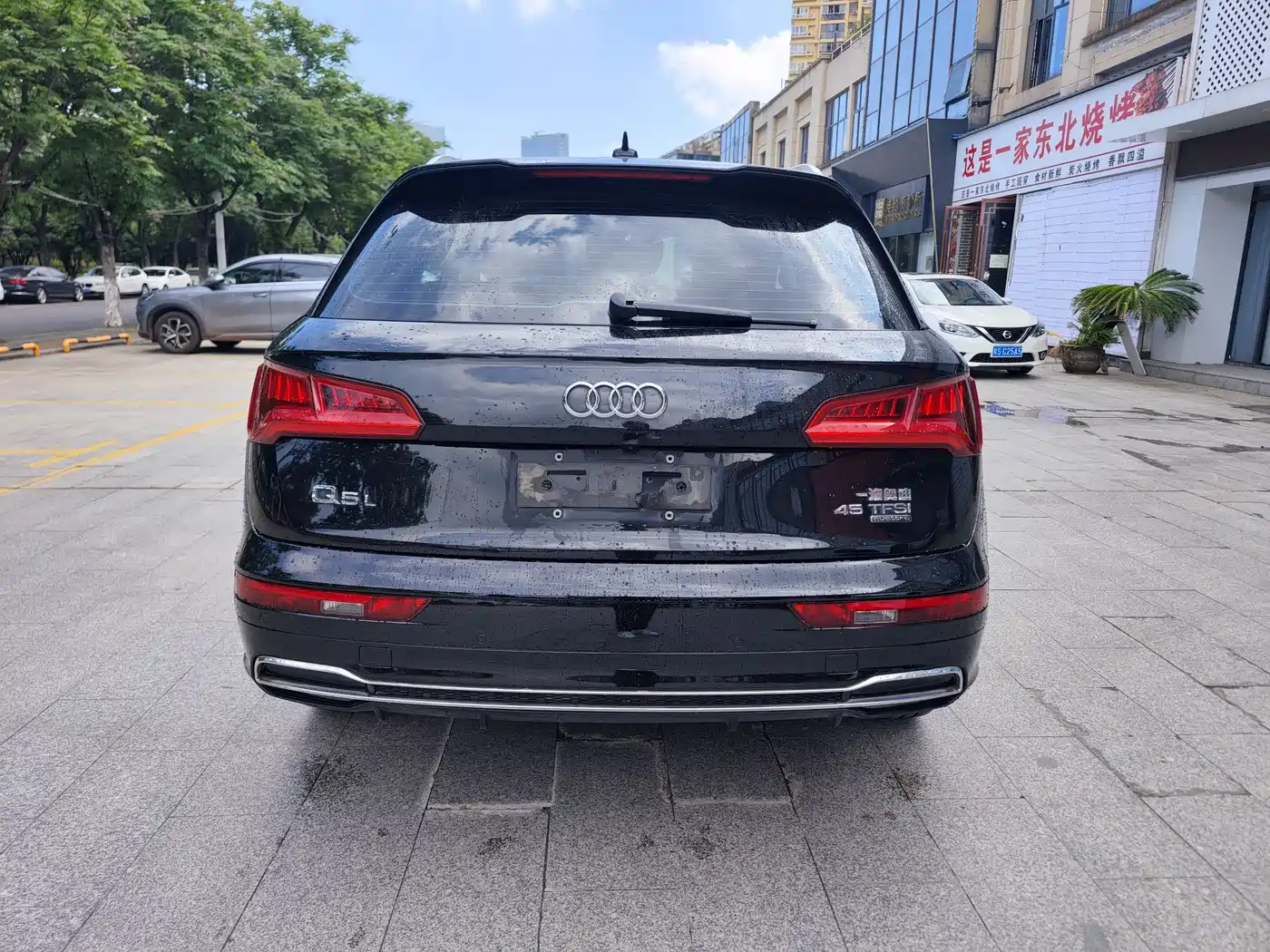 Фото 18 - Audi Q5L
