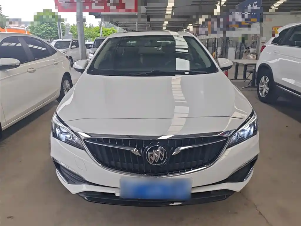 Buick Verano 2018 Sedan 15S Automatic Progressive фото 3