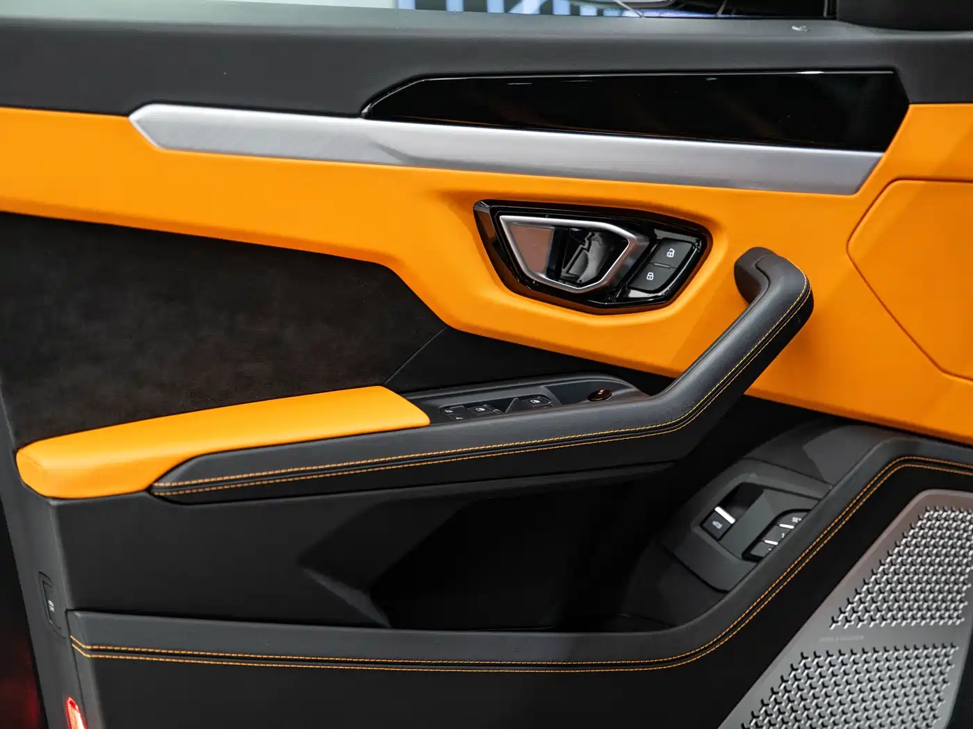 Lamborghini Urus 2021 4.0T V8 фото 4