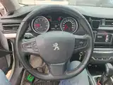 صورة 11 - Peugeot 408
