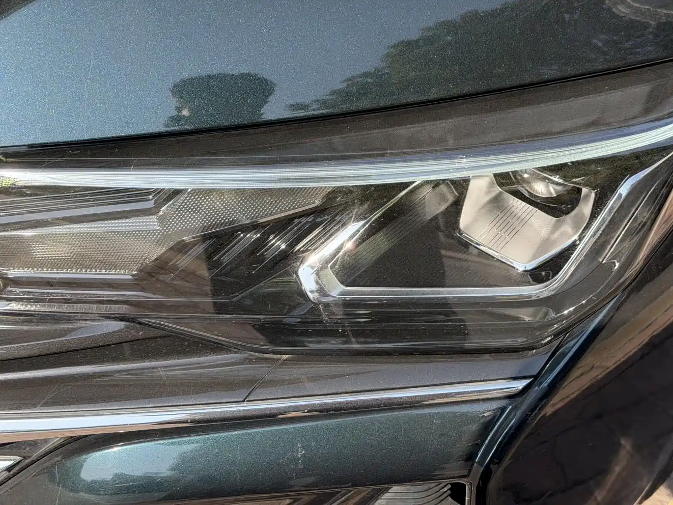 DONGFENG YI HYUN MAX