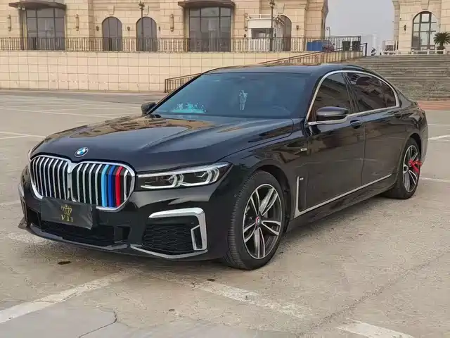 BMW 7 SERIES