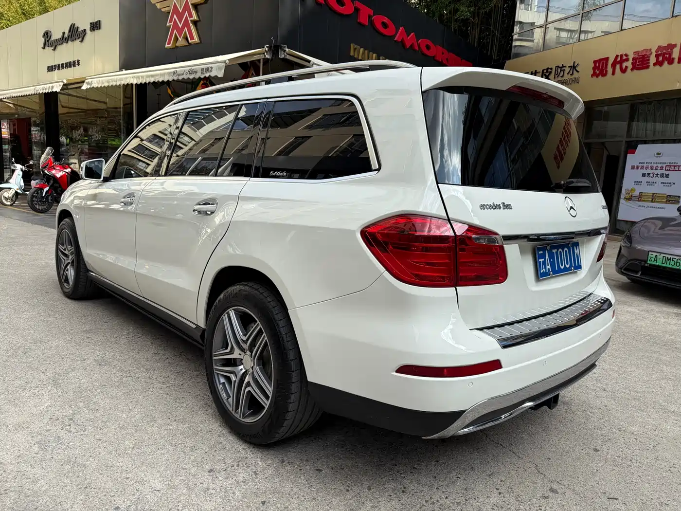 Mercedes-Benz GL-Class 2014 GL 350 CDI 4MATIC фото 3