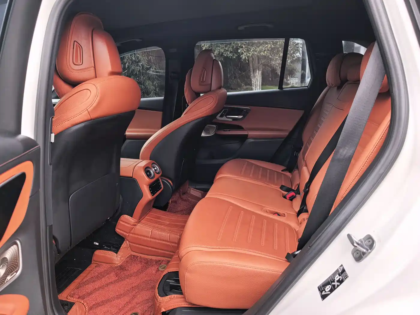 Mercedes-Benz GLC 2023 GLC 300 L 4MATIC Luxury 7-Seater фото 18