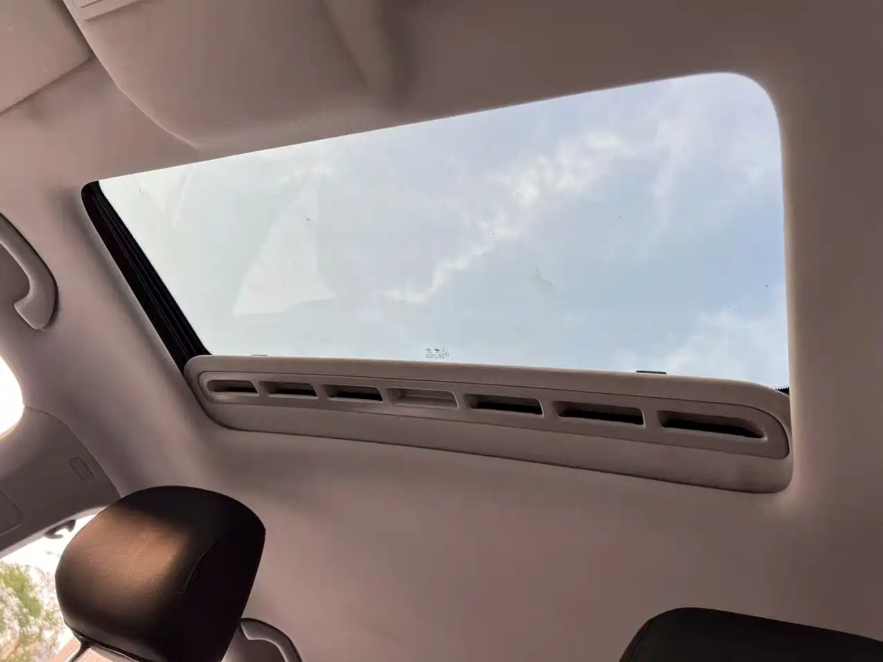 Volkswagen Jetta 2015 1.6L Auto Comfort фото 9