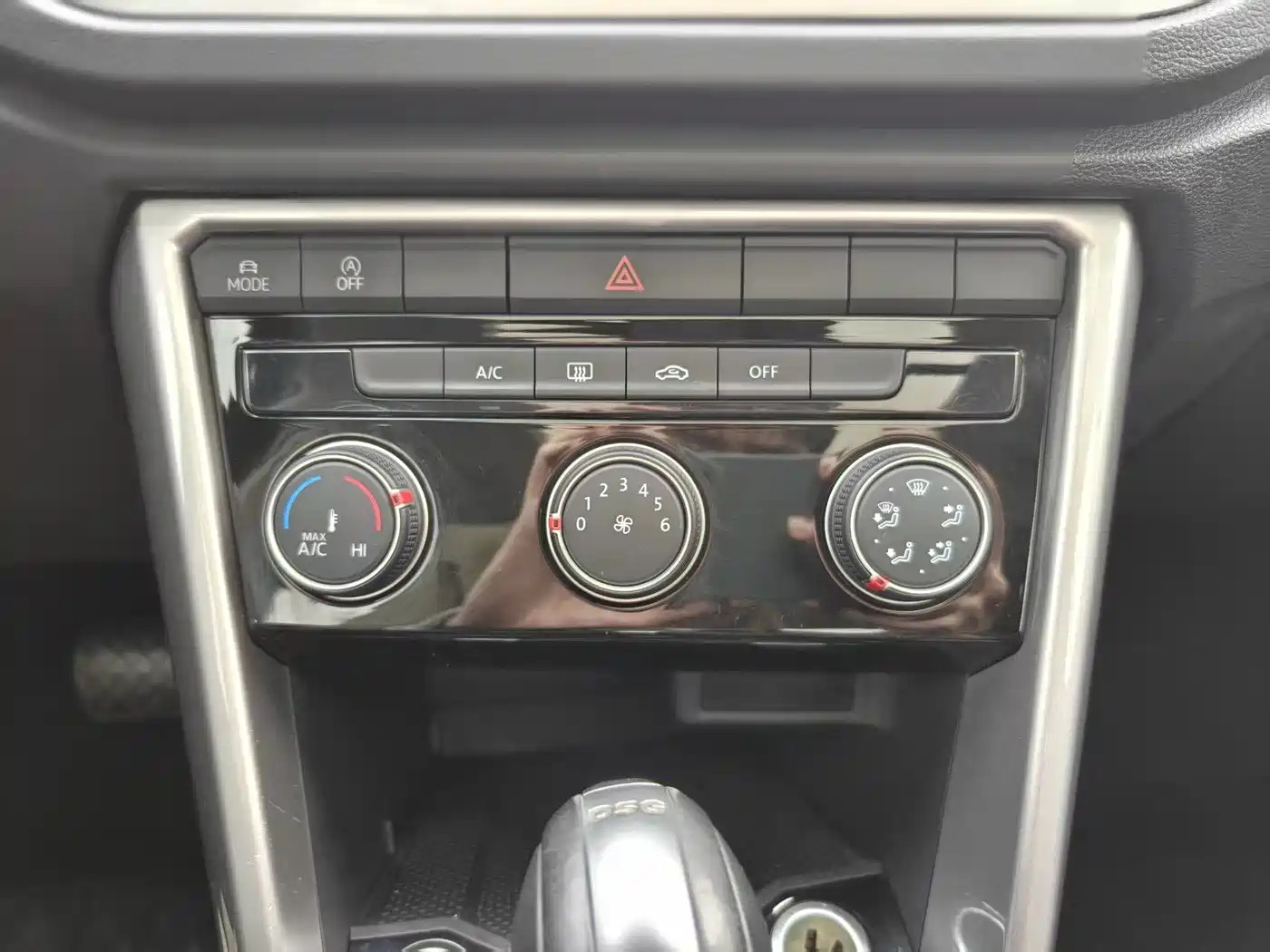 Volkswagen T-ROC 2022 280TSI DSG 2WD Elite PLUS фото 15