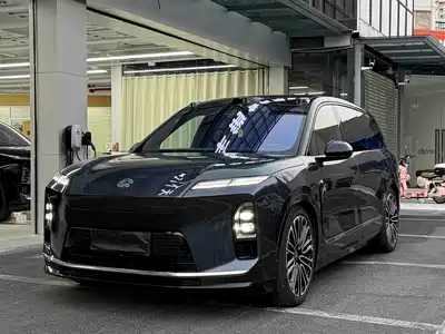 NIO ES8