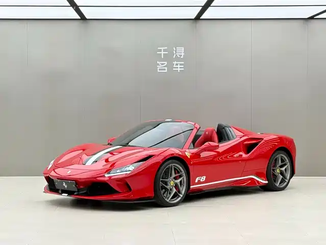 FERRARI F8