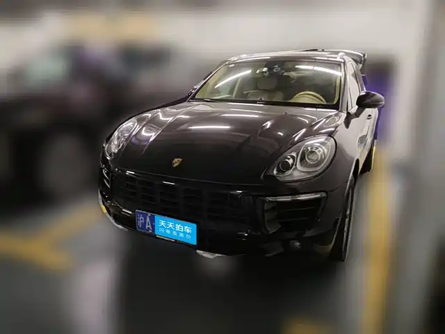 Porsche Macan 2017 Macan 2.0T — фото 1