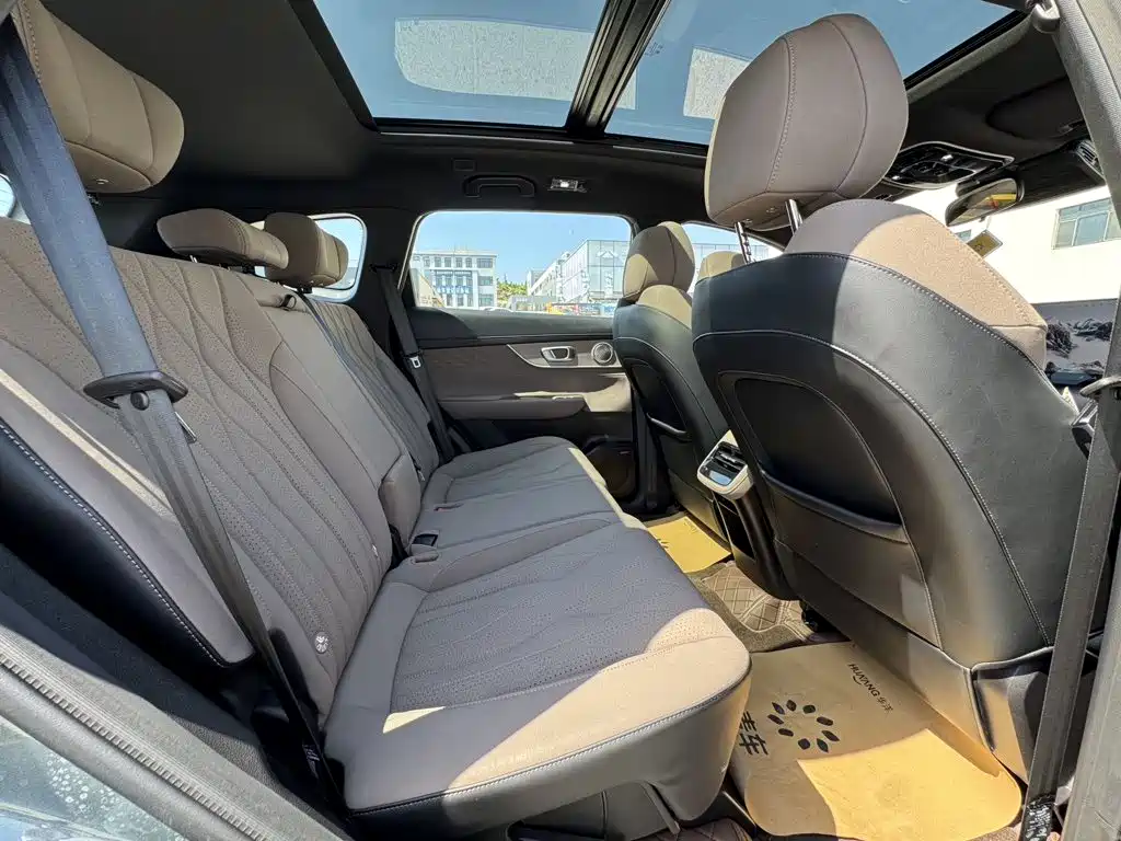 Chery Fengyun Fengyun T8 2025 2025 1.5T 130km Premium Edition 5-Seater