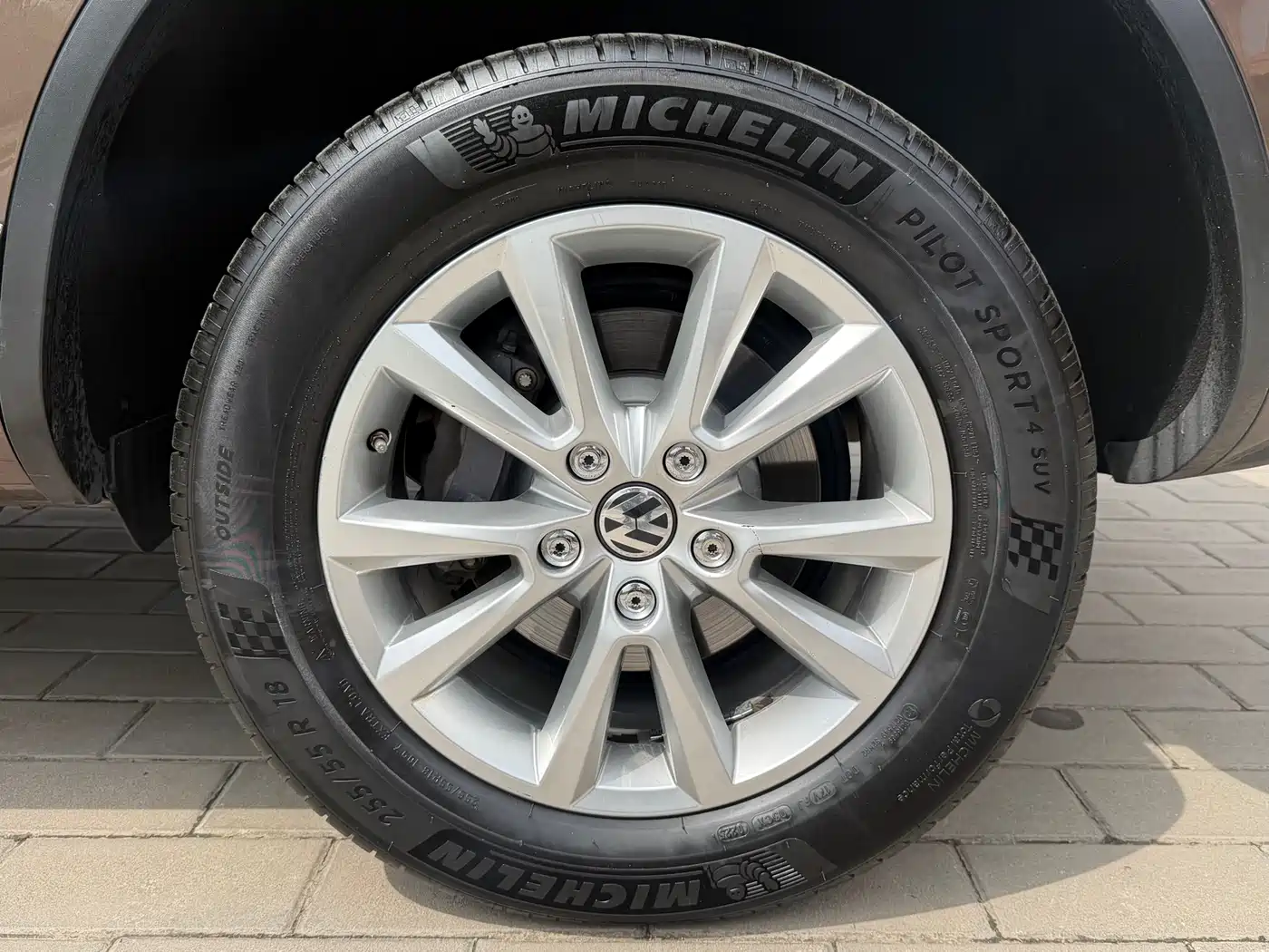 Volkswagen Touareg 2011 3.0TSI Premium фото 5
