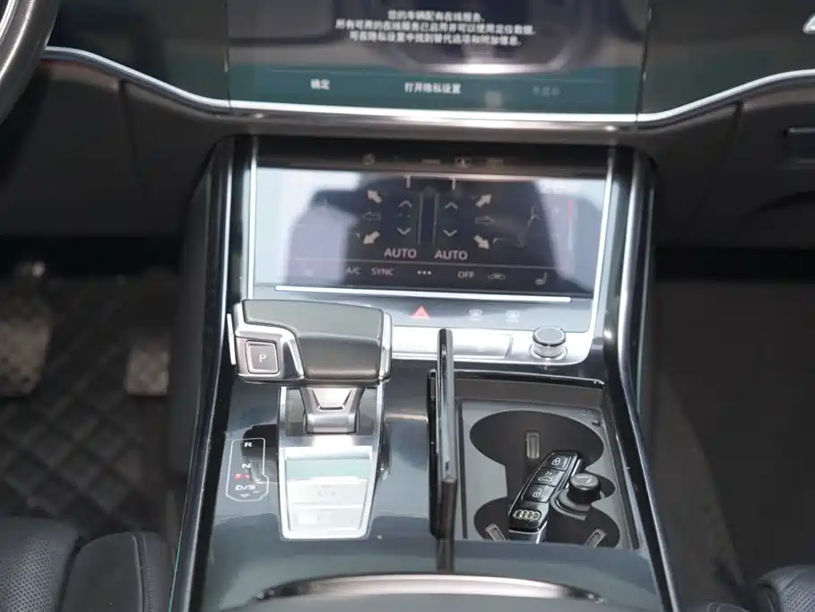 Audi A8 2021 A8L 50 TFSI quattro Comfort фото 15