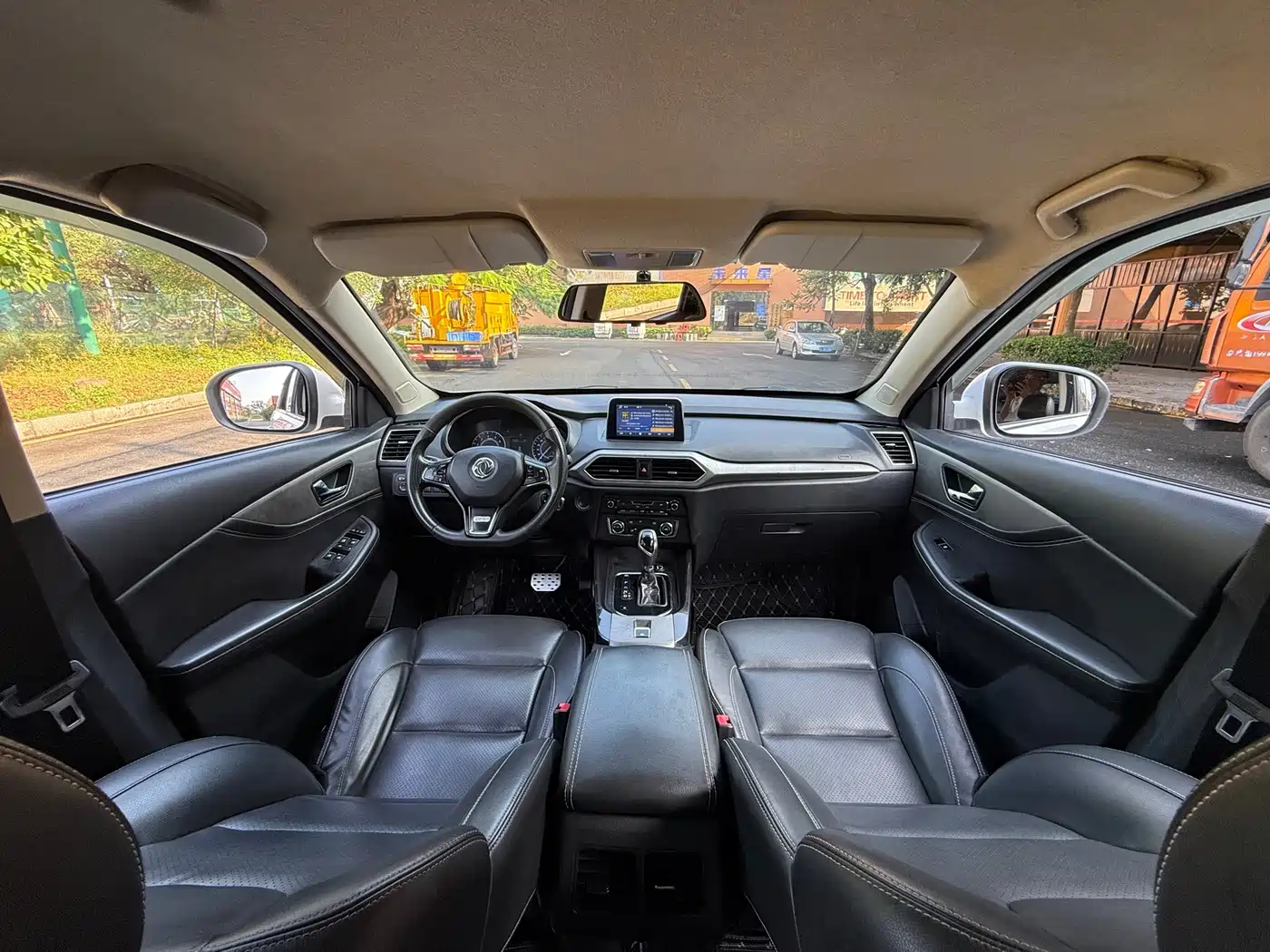 Dongfeng Fengguang Fengguang S560 2019 2019 1.8L CVT Elite