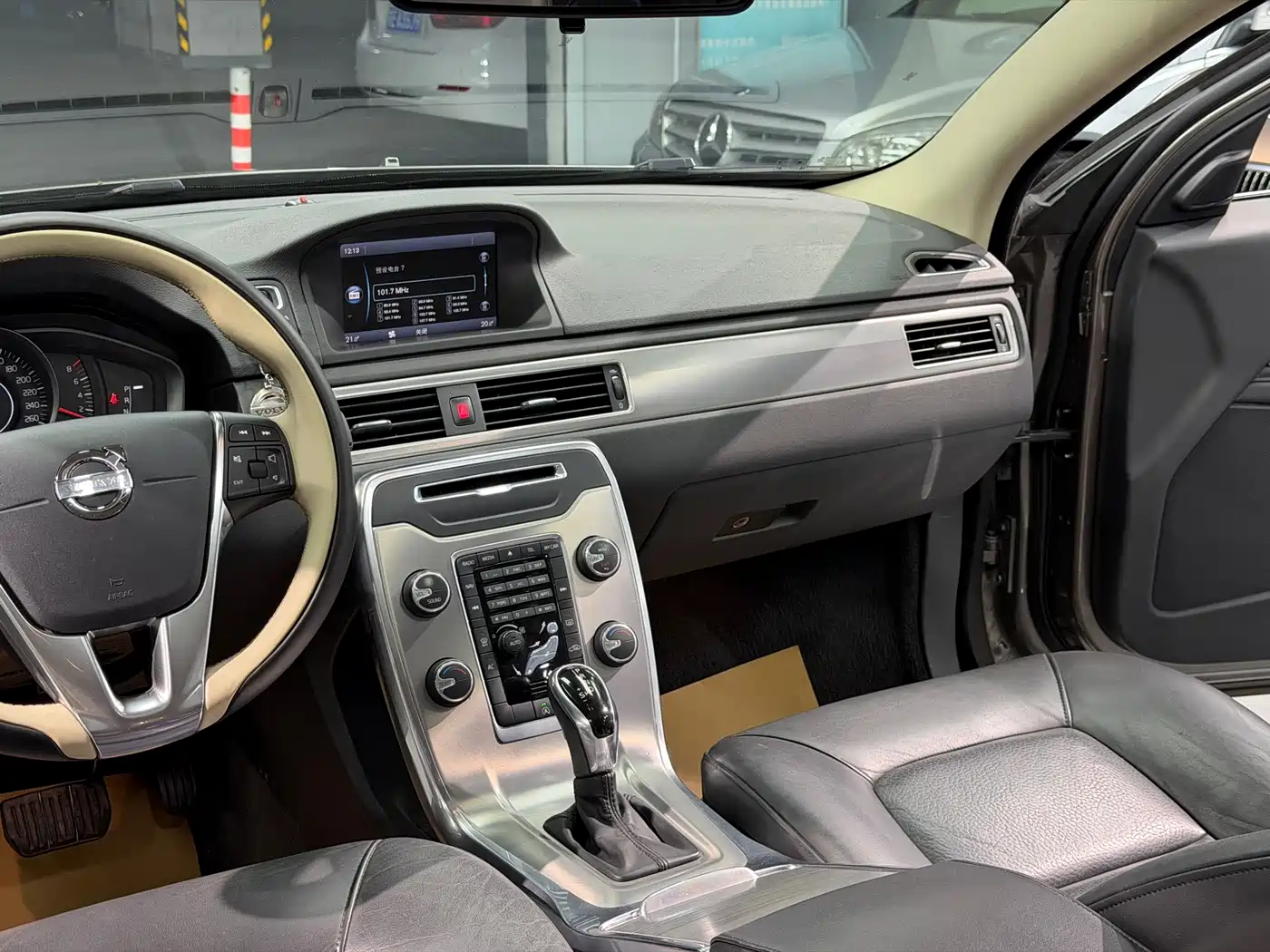 Volvo S80L 2014 2014 2.0T T5 Momentum