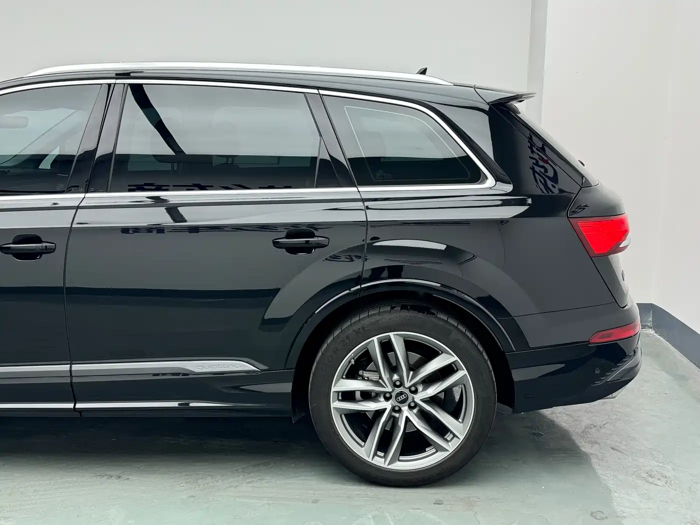 Audi Q7 2024 2025 45 TFSI quattro S line Sport