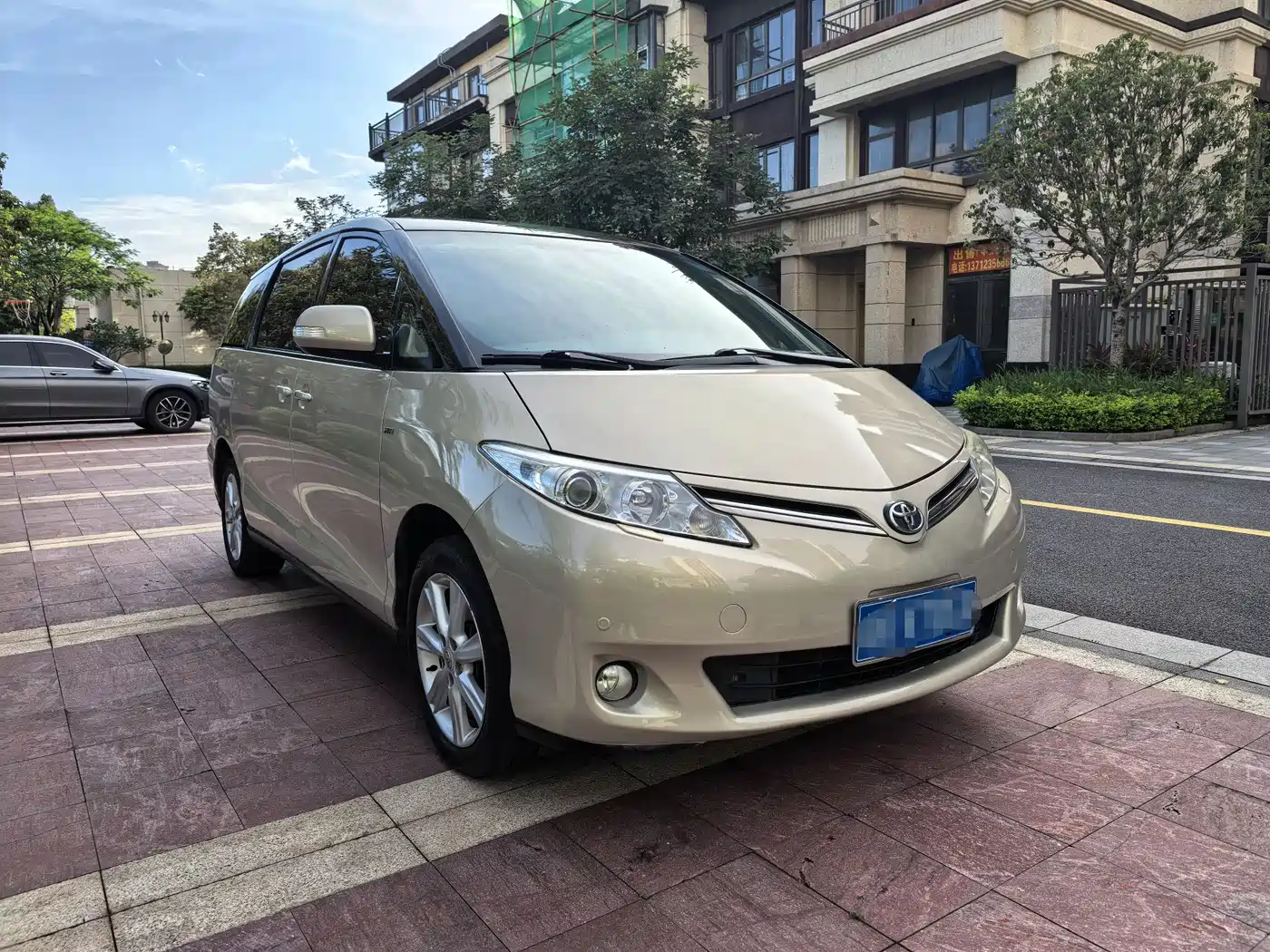 Toyota Previa 2012 2.4L 7-Seater Luxury Edition фото 3
