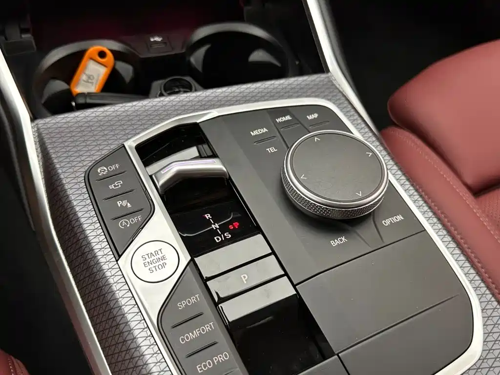 Фото 16 - BMW 3 Series