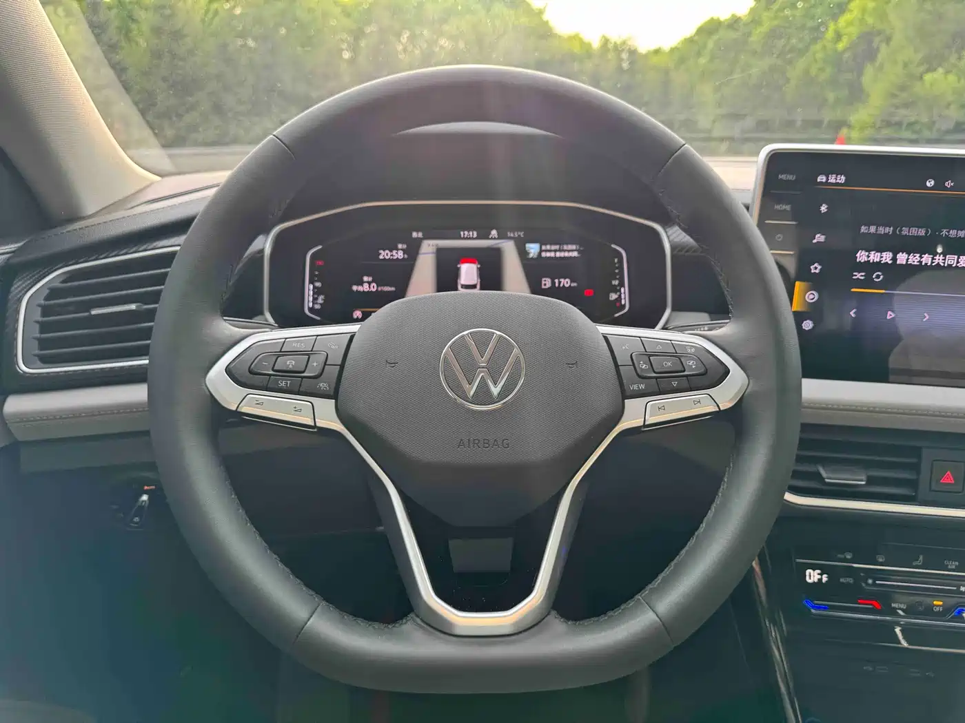 Volkswagen Tayron 2023 280TSI 2WD Luxury Plus Advanced Edition фото 15