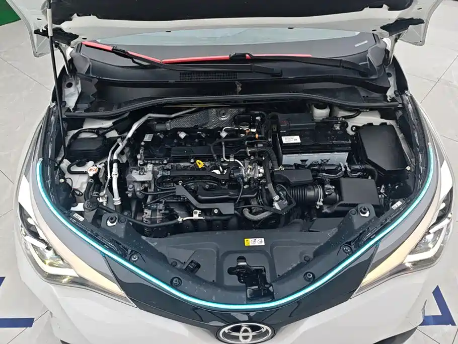 Toyota C-HR 2024 2023 Model 2.0L Luxury Edition
