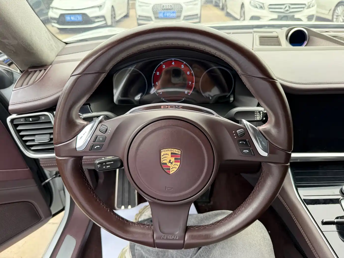 Porsche Panamera 2016 Panamera 4 Edition 3.0T фото 7