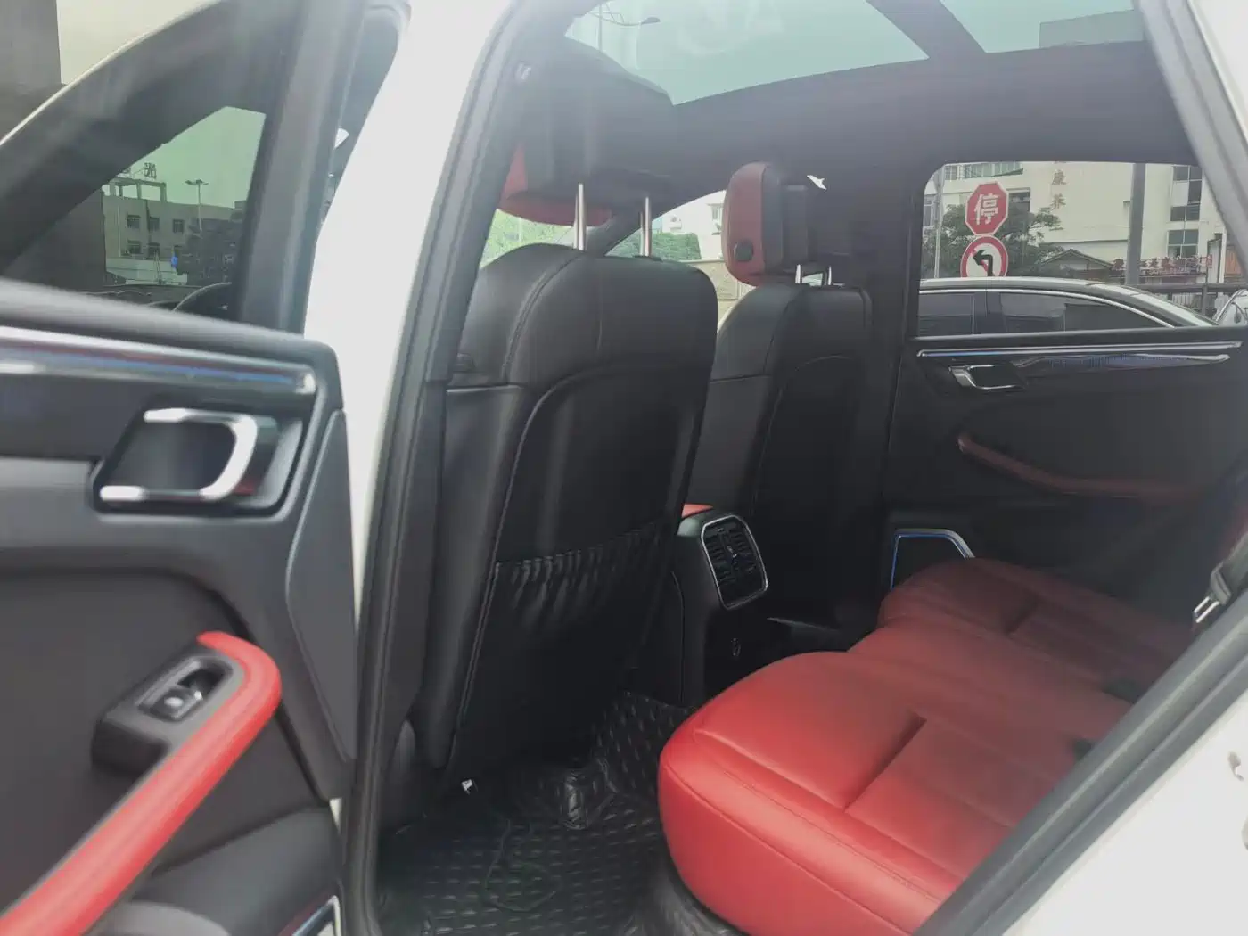 Porsche Macan 2023 Macan 2.0T фото 11