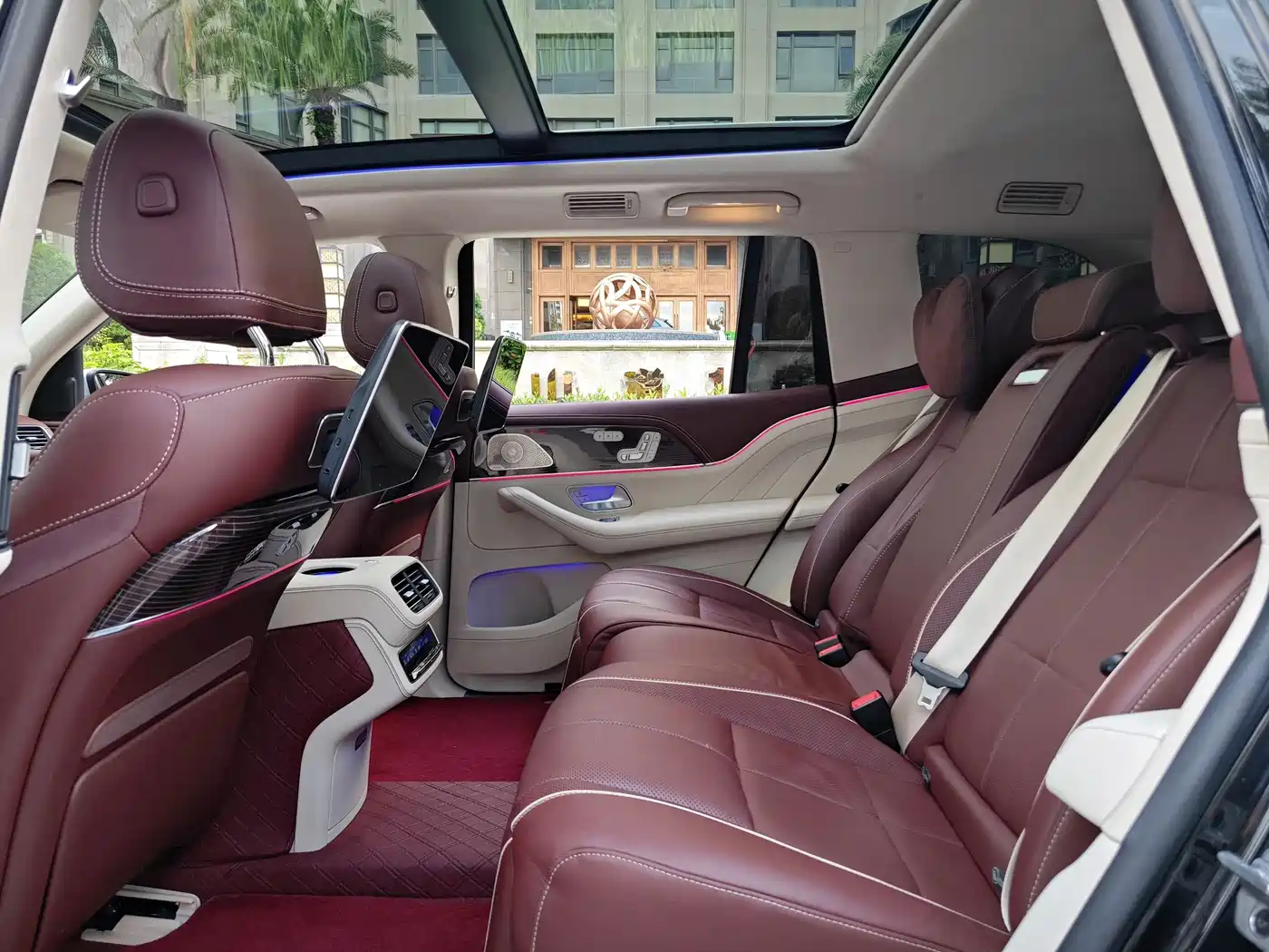 Mercedes-Benz Maybach GLS 2021 GLS 480 4MATIC фото 18