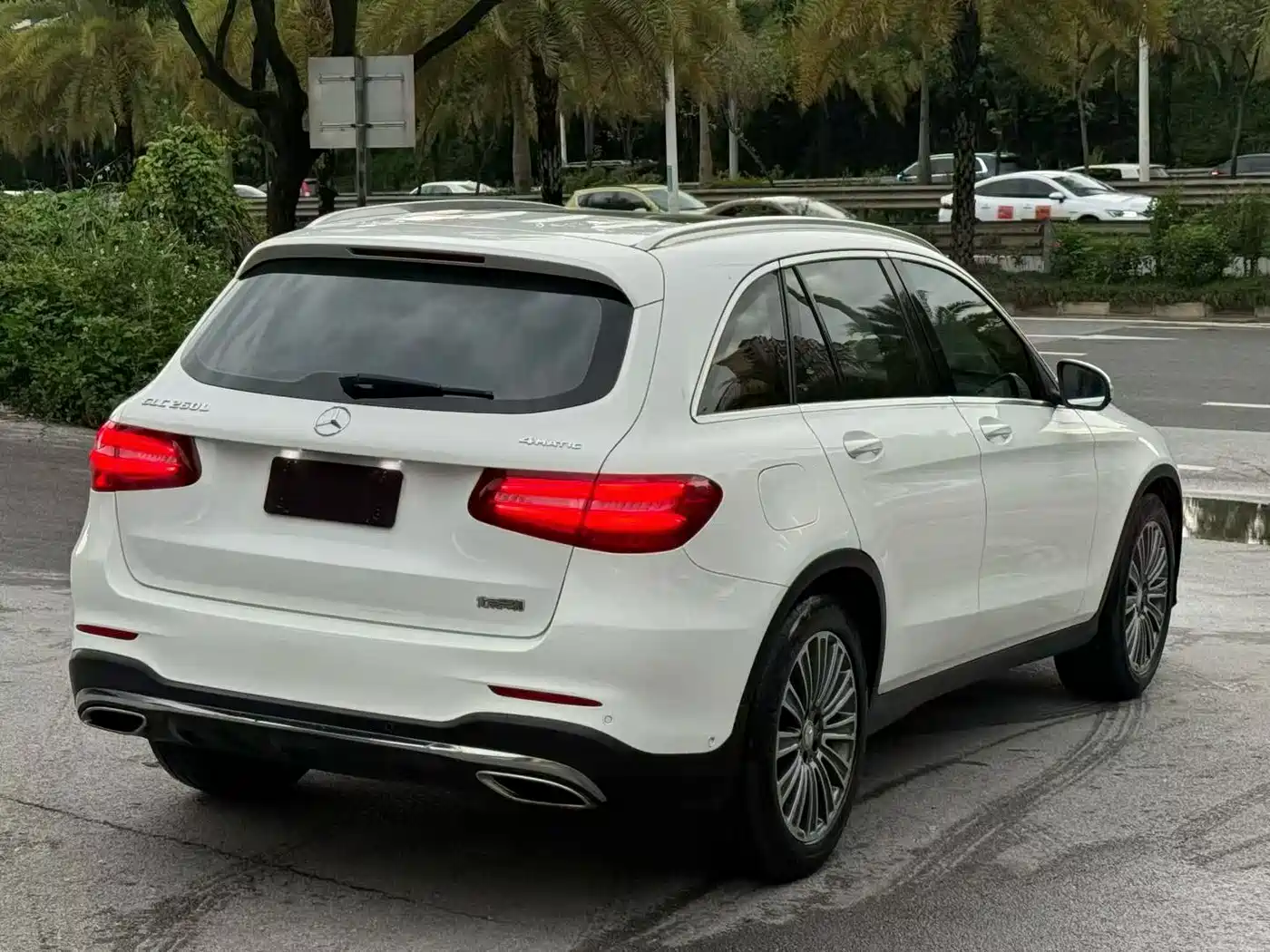 Mercedes-Benz GLC 2017 GLC 260 4MATIC Dynamic фото 7