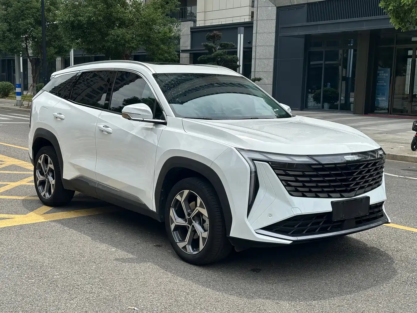 Geely Atlas L 2025 2024 1.5TD DCT Premium Edition