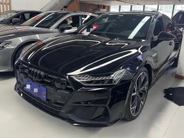 Audi A7L 2023 45 TFSI quattro S-line Black Warrior Edition